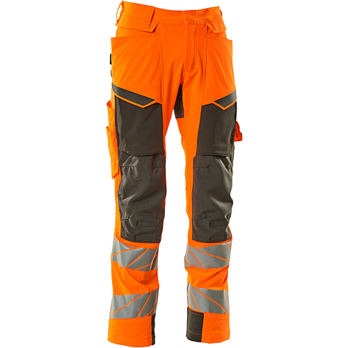 Hose mit Knietaschen